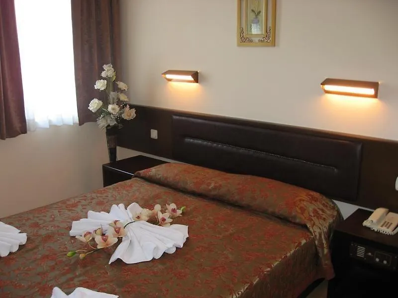 Seaview Suite Hotel Κουσάντασι