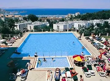 Seaview Suite Hotel Κουσάντασι 3*,